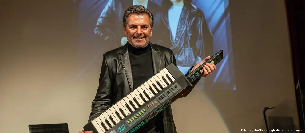 Экс-участники Modern Talking разделились во взглядах на конфликт: Андерс отменил тур по России по моральным причинам, Болен выступает за мир и дипломатические решения.
