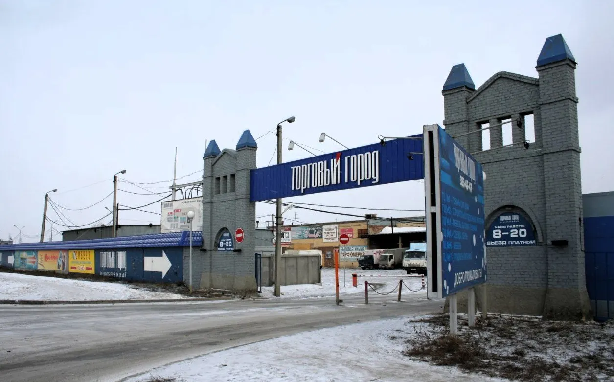 На левом берегу города планируют застроить участок площадью 25,6 га высотной застройкой до 30 этажей, разместив социальную инфраструктуру для примерно 13 тысяч жителей.