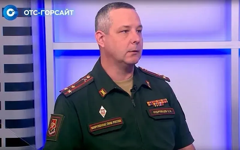 Суд прекратил уголовное производство против бывшего военного комиссара региона по обвинениям в халатности; в регионе фиксируются и другие задержки выплат военнослужащим.