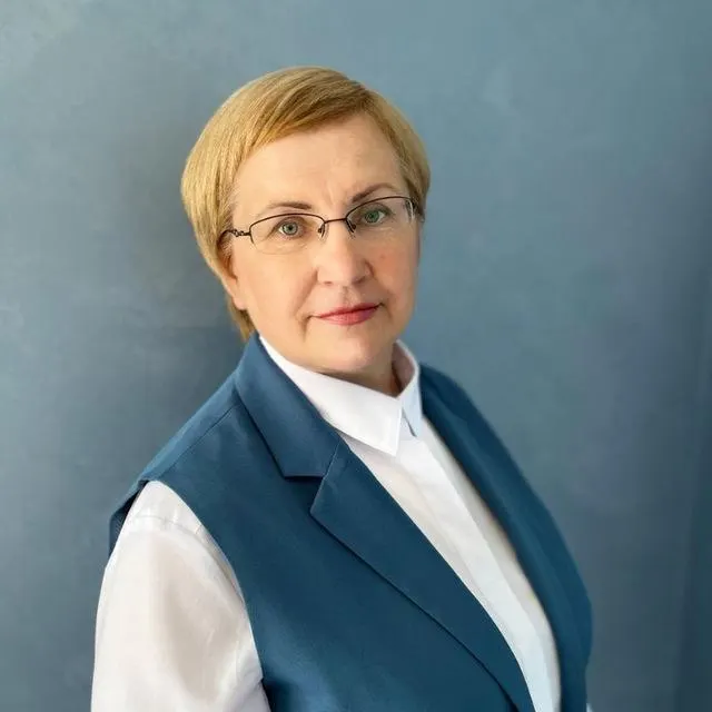 Правозащитница, которая освещала аграрные темы, получила продление срока содержания под стражей на два месяца; дело развивается в регионе.