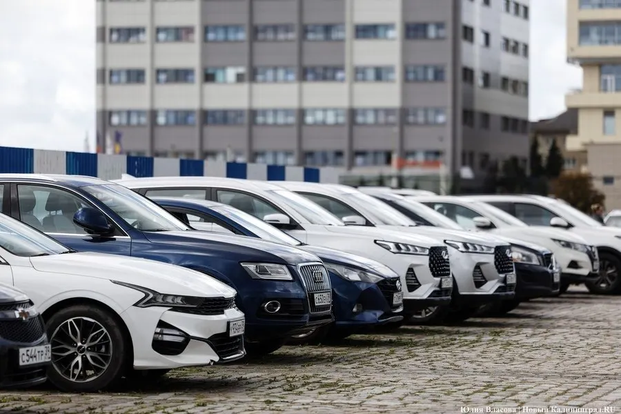 В регионе зафиксирован рост автомобилизации на 3,5% в 2025 году, что ставит под вопрос пропускную способность улиц и требует диалога между гражданами и экспертами.
