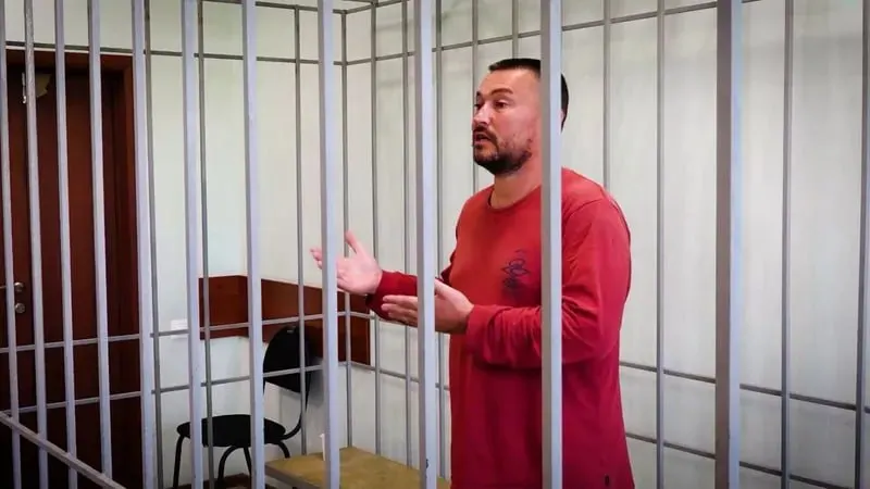 Землевладельца повторно заключили под стражу; суд ужесточил меру за нарушение подписки и давление на свидетелей, по делу ведутся расследования по нескольким эпизодам.