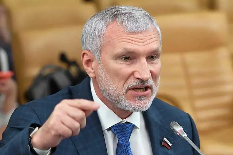 Лидер партийной организации заявил, что защита критически важных объектов зависит прежде всего от решений собственников компаний и призвал общество к совместным действиям в условиях военного конфликта.