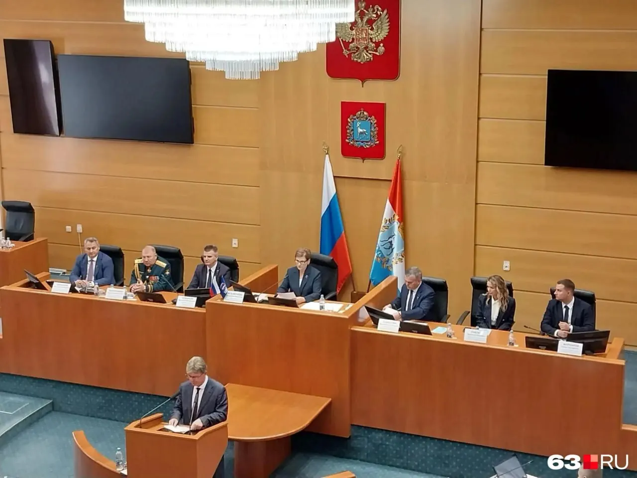 В ходе обновления руководства губернской думы названы новые заместители спикера и расстановка по должностям.