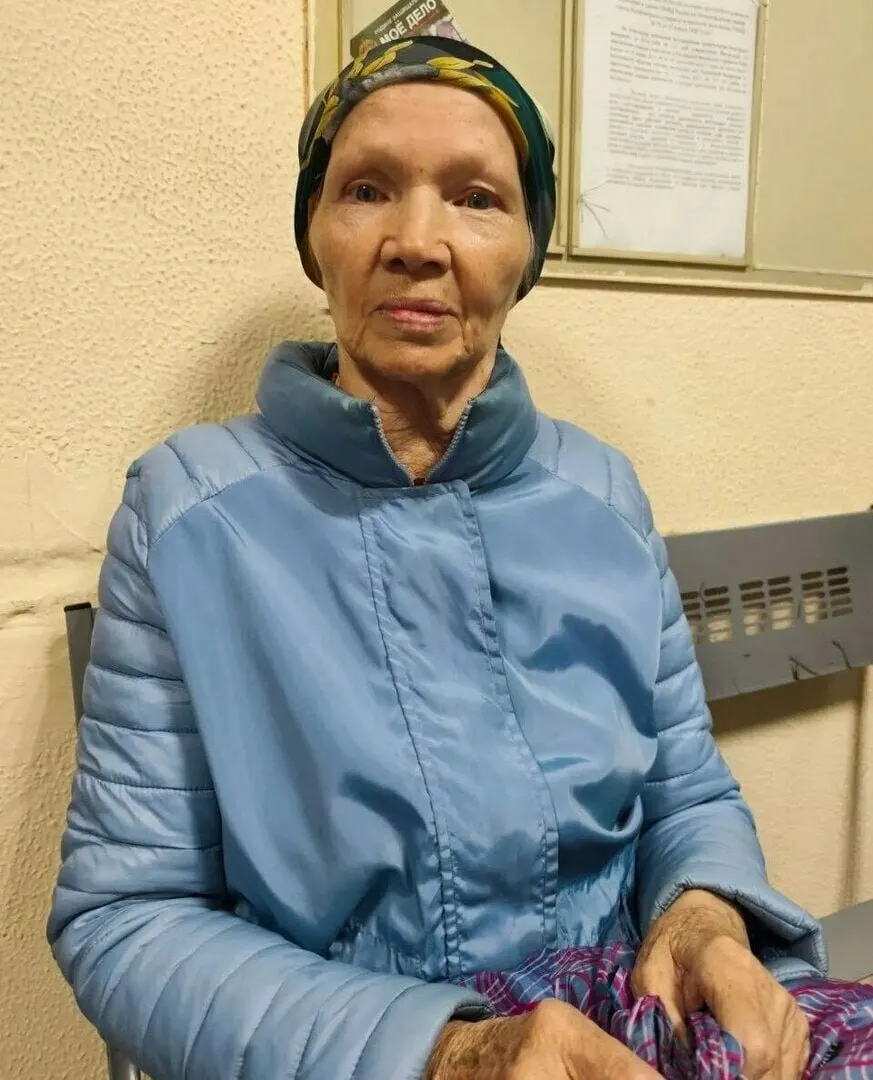 76-летняя женщина с потерей памяти пропала в Калининградской области; полиция и волонтёры ведут поиск по Ленинградскому району.