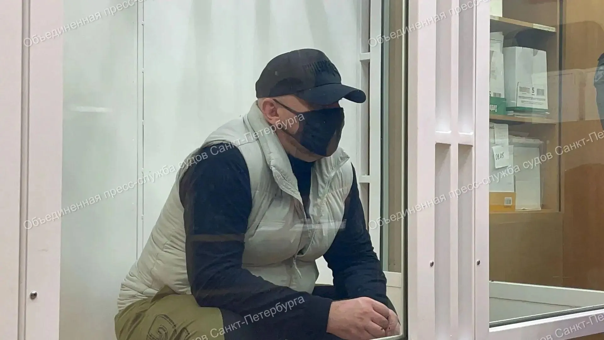 Суд вынес решение против брачного афериста: он завладел деньгами любовниц на крупную сумму и вскоре отправится в тюрьму.