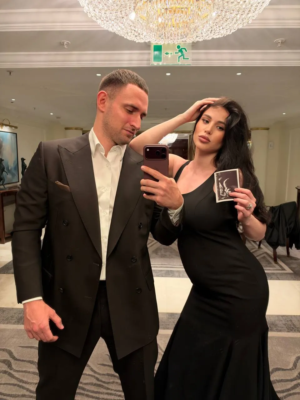 Блогер из Котласа объявила о беременности и рассказала, как сочетает работу с ожиданием ребенка.