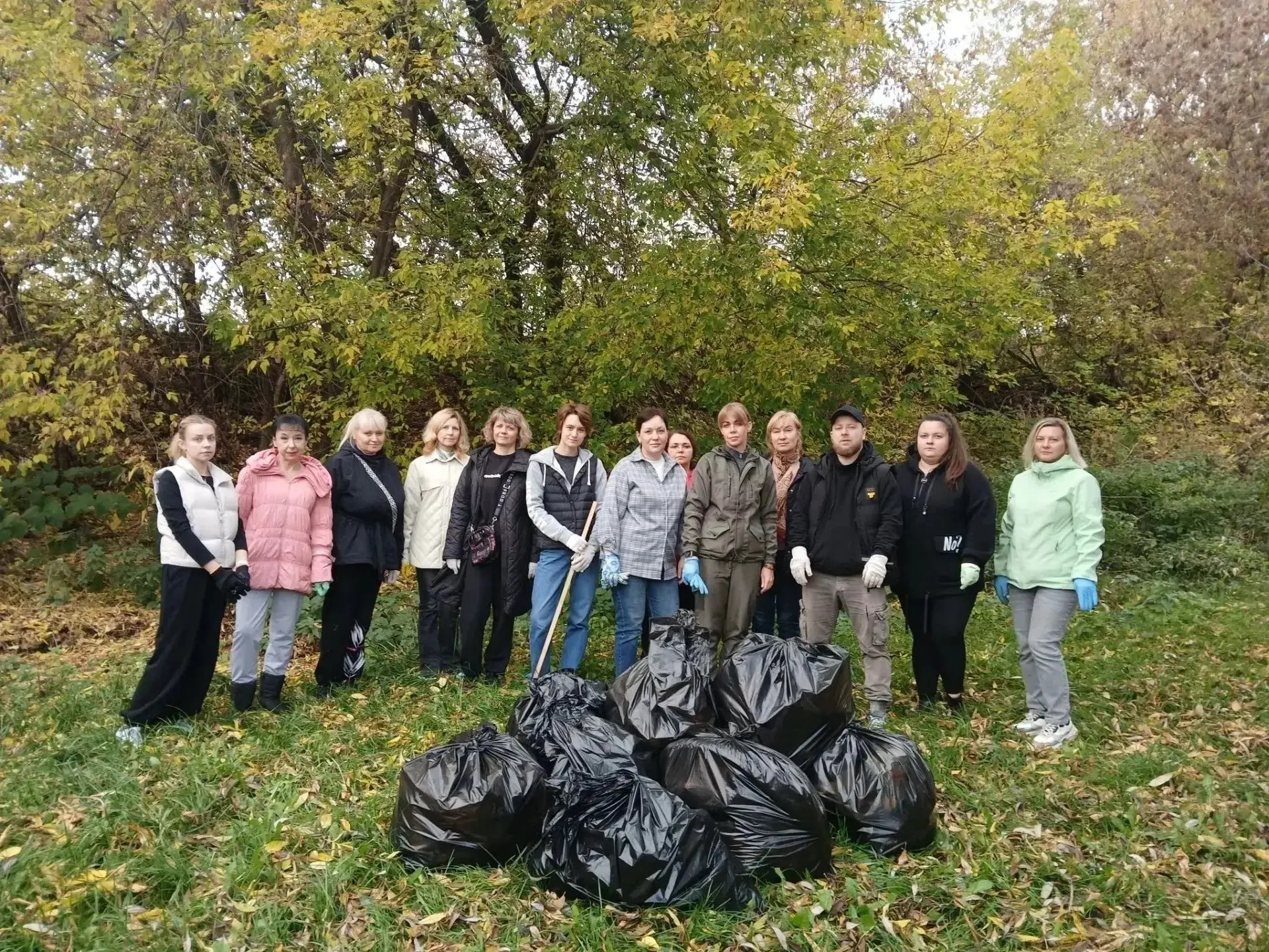 Участники привели в порядок десять общественных пространств в разных районах города.