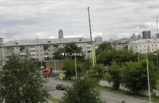 Глава города заверил жителей Южного автовокзала, что планируемой застройки на Щорсе не будет; территорию приведут в порядок после обсуждений.