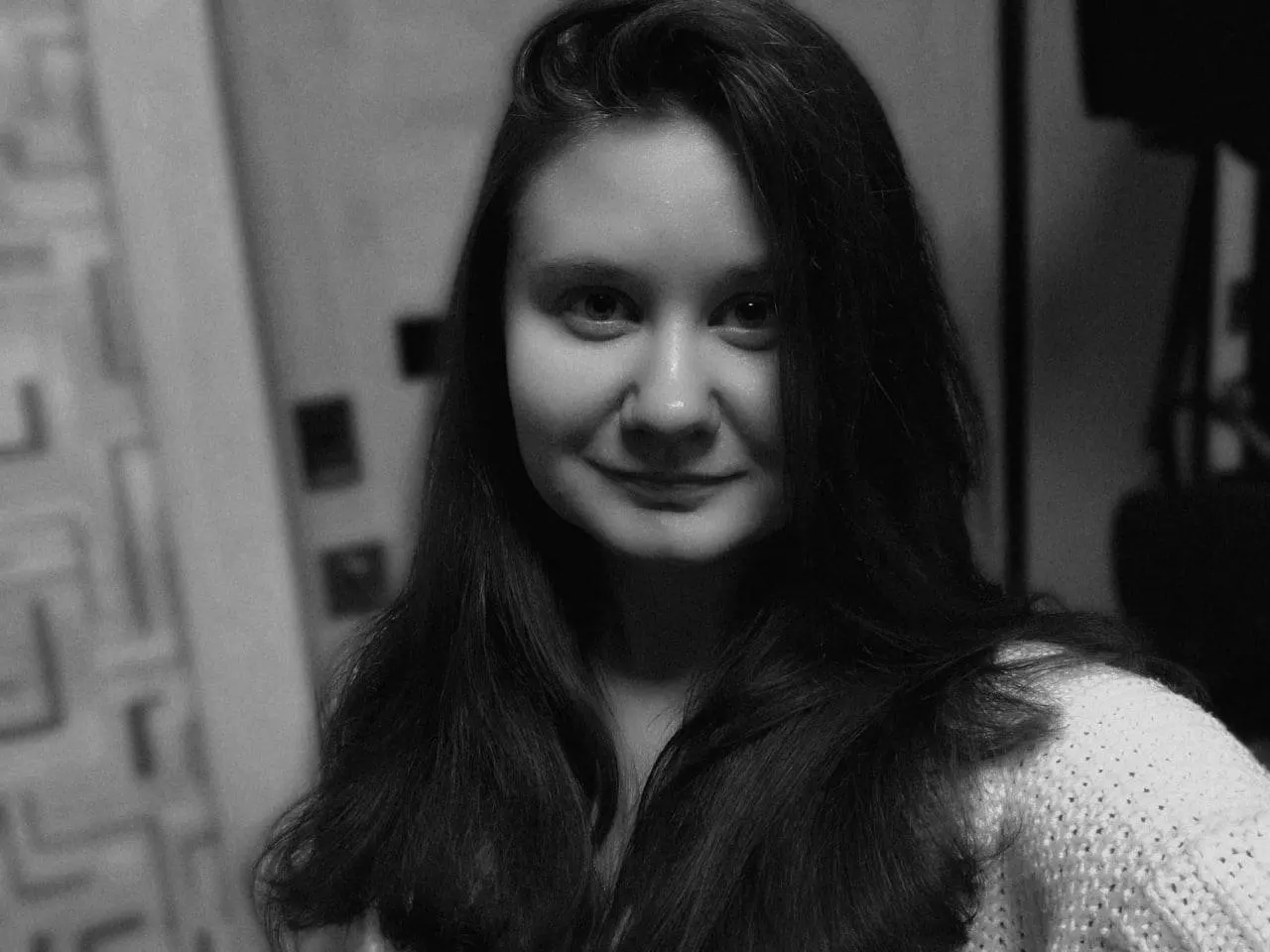 Умерла 28-летняя сотрудница противочумного института в Шелеховском районе. Расследование уточняет chronологию событий, официальная причина смерти пока не подтверждена.