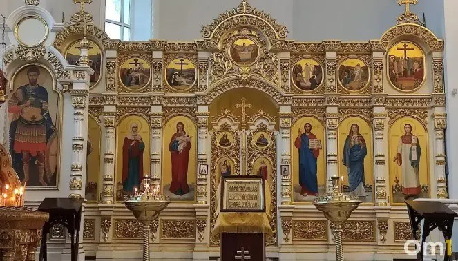 Ковчег со святынями привезут в Омск на три дня, верующим будут доступны поклонение частице Пояса Пресвятой Богородицы и частицам мощей Иоакима и Анны; богослужения и молебны пройдут в двух храмах города с 14 по 16 октября.