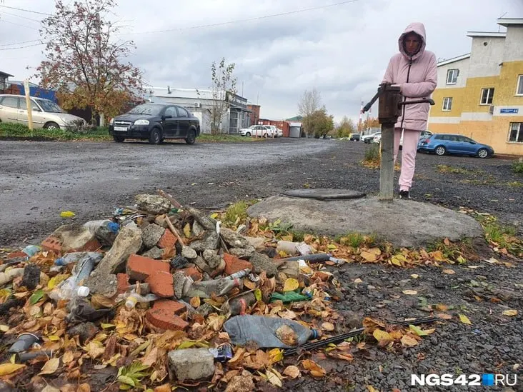 Полгода дома дотягиваются до влажности, плесени и неприятного запаха из-за повторяющихся затоплений подвалов, что влияет на здоровье жильцов.