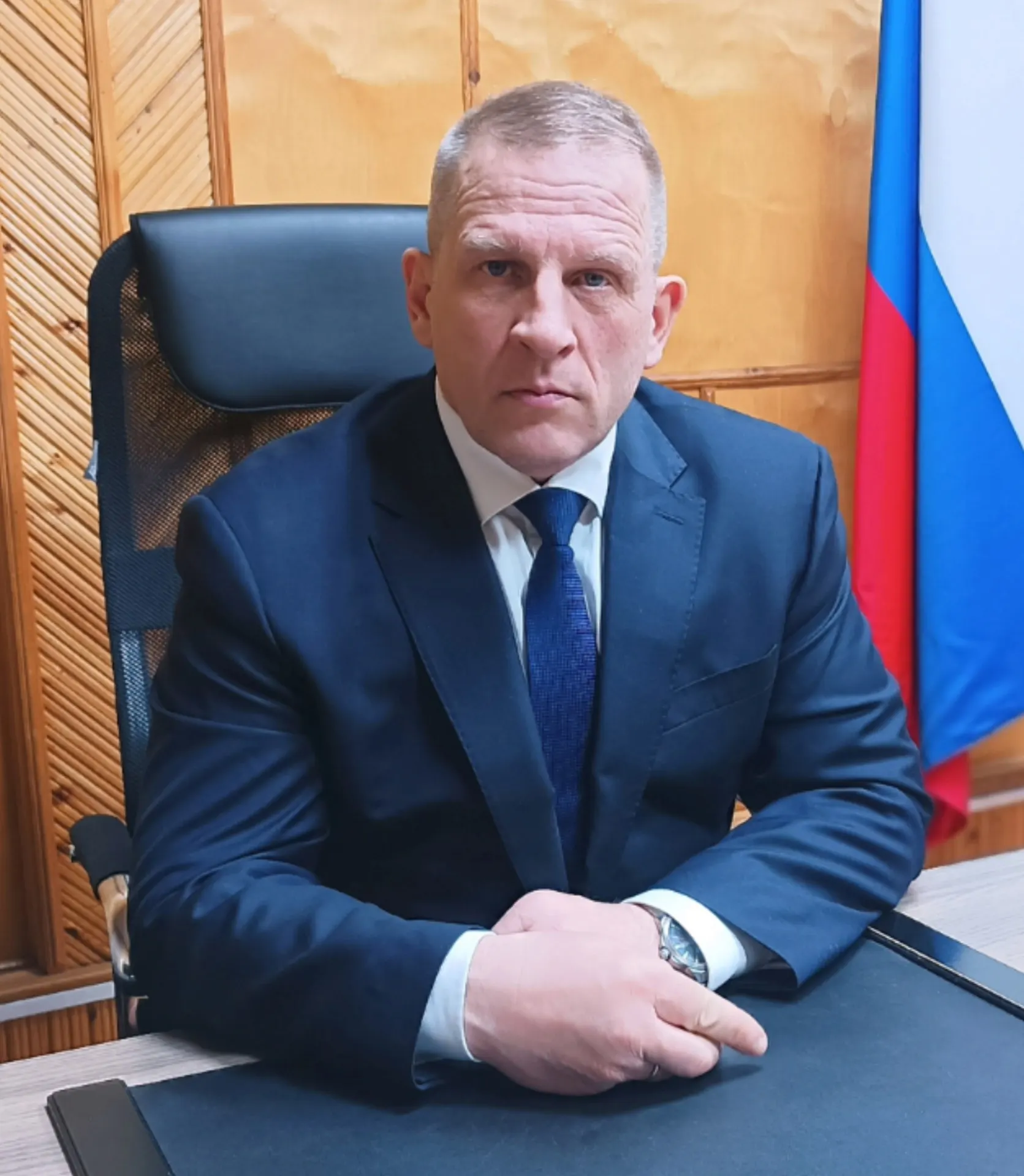 Он отметил, что оценку его работы дают жители округа, и всё познаётся со временем.