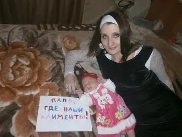 За неисполнение алиментов возбуждены сотни уголовных дел; должников лишают водительских прав и ограничивают выезд за границу.