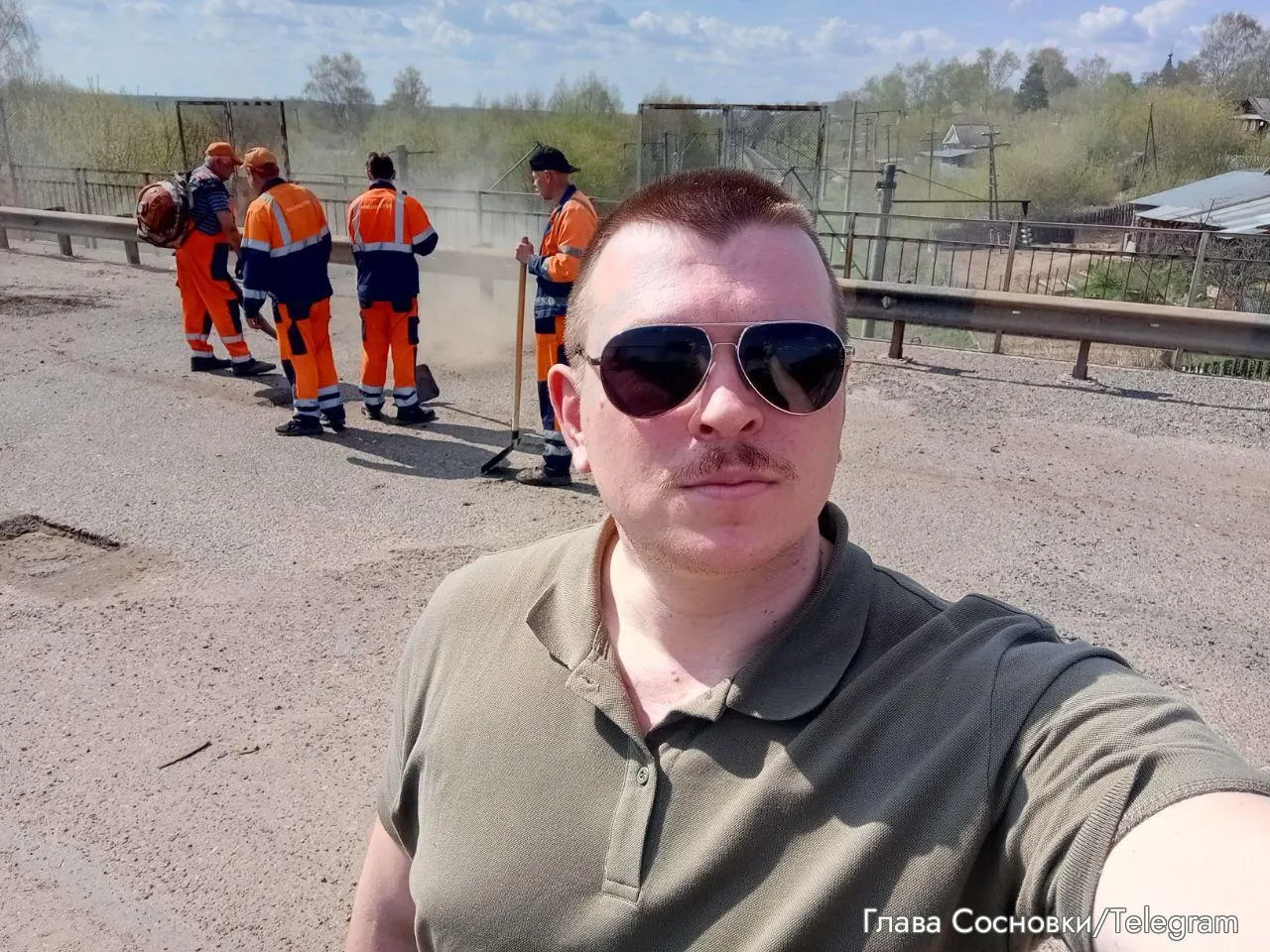 Депутаты города Сосновка отстранили мобилизованного мэра после давления и конфликтов во время его срока полномочий.