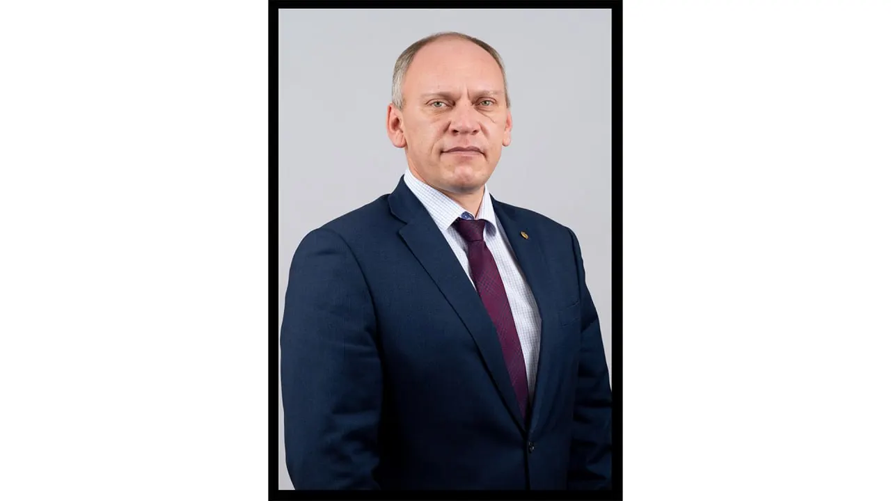 Директор Технического университета УГМК Вячеслав Александрович Лапин скончался на 51-м году жизни; коллектив вуза выражает соболезнования.