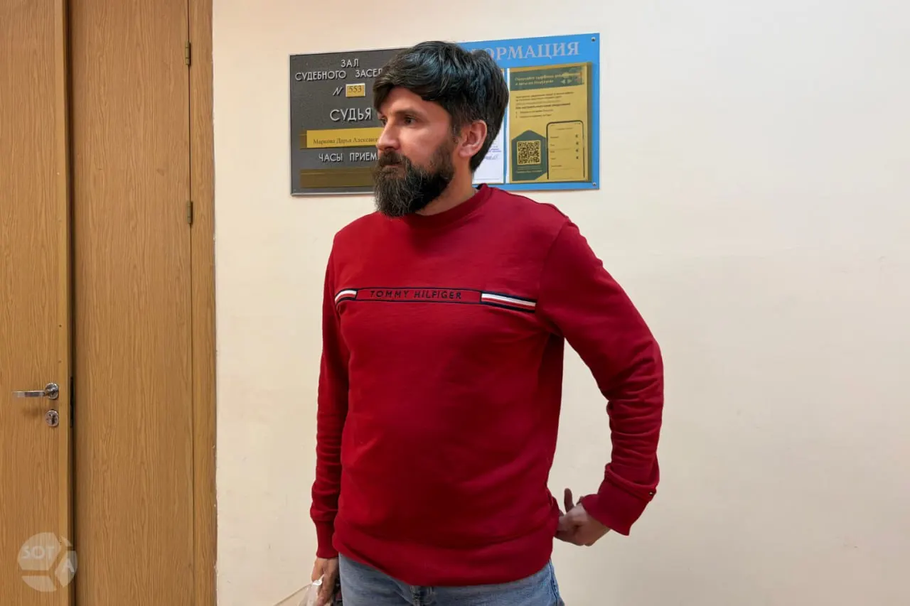 Бывшего кандидата от партии «Яблоко» обязали заплатить 30 тысяч рублей за призыв к миру на предвыборной агитации, что посчитали дискредитацией вооружённых сил.