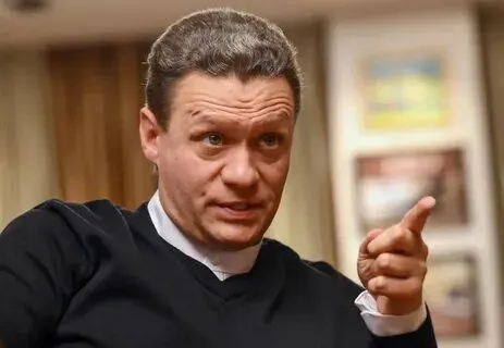Обсуждаются траты на театры и дворцы, программа бесплатных билетов и расходы на спортивные делегации.