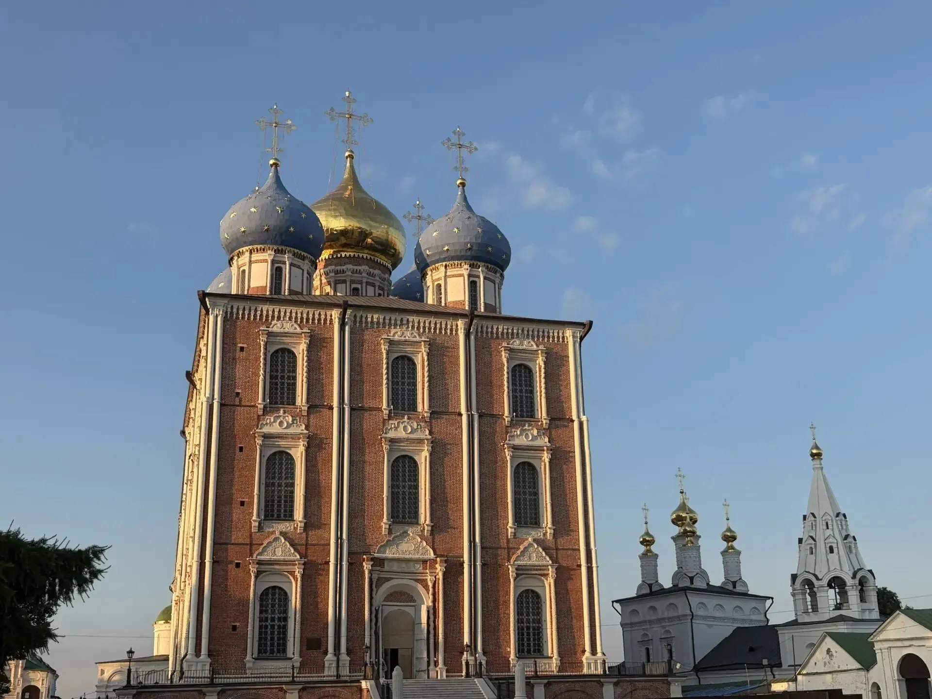 Москвичка переехала в Рязань в 2022 году и делится своим реальным опытом жизни в регионе.