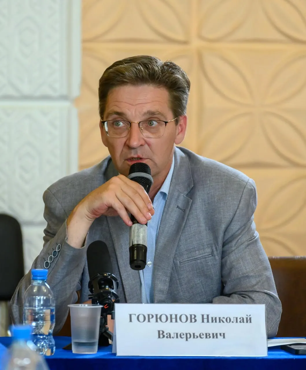 Николай Горюнов подал в отставку с сегодняшнего дня; причины не названы. Он поблагодарил губернатора, коллег и жителей округа за совместную работу.