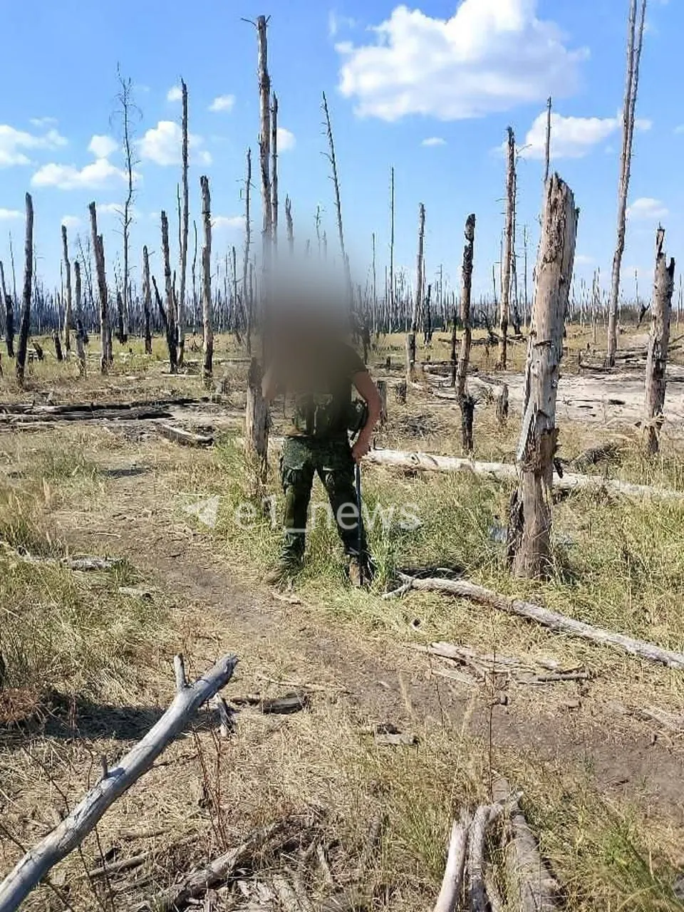 Военнослужащий Денис вернулся с зоны спецоперации после серьёзной аварии и повторной службы, сейчас он борется за увольнение.