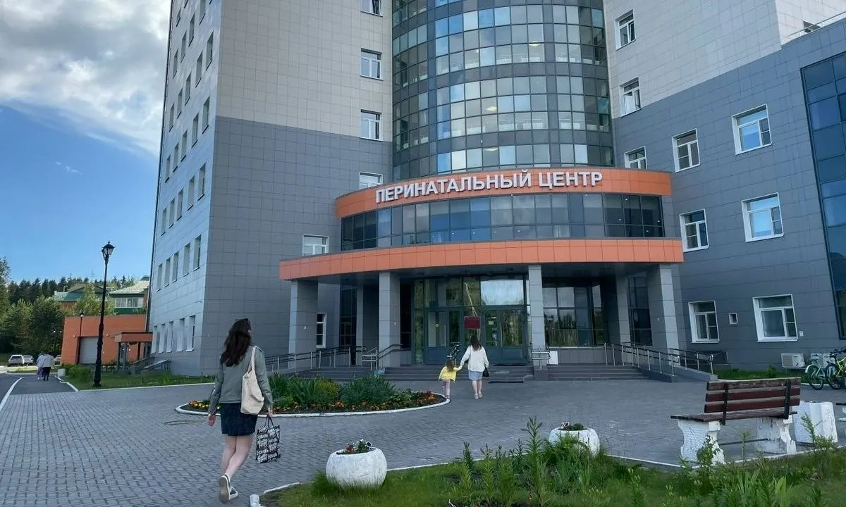 С начала 2026 года в Карелии родились 2637 детей. Рождаемость за август составила 1,463, что выше, чем в Северо‑Западном округе (1,189) и в целом по России (1,336).