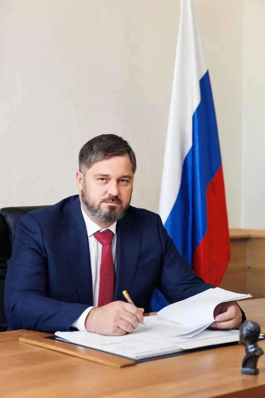 Бывший глава Дзержинска Михаил Клинков возглавит Дом народного единства в Нижнем Новгороде и начнет исполнение обязанностей 26 октября.