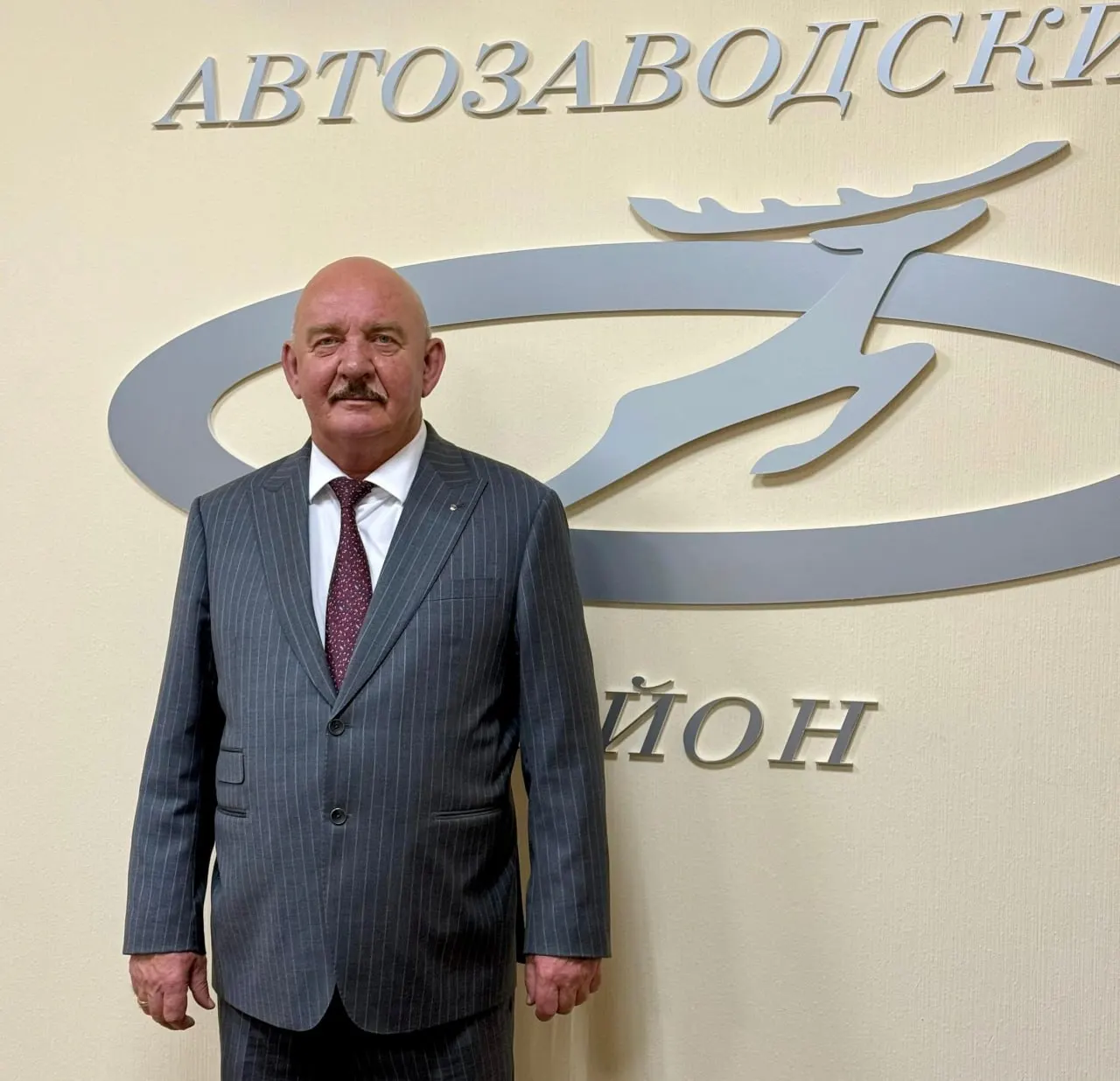 Глава района завершает срок полномочий, поблагодарил сотрудников и жителей и поделился видением дальнейшего развития района.