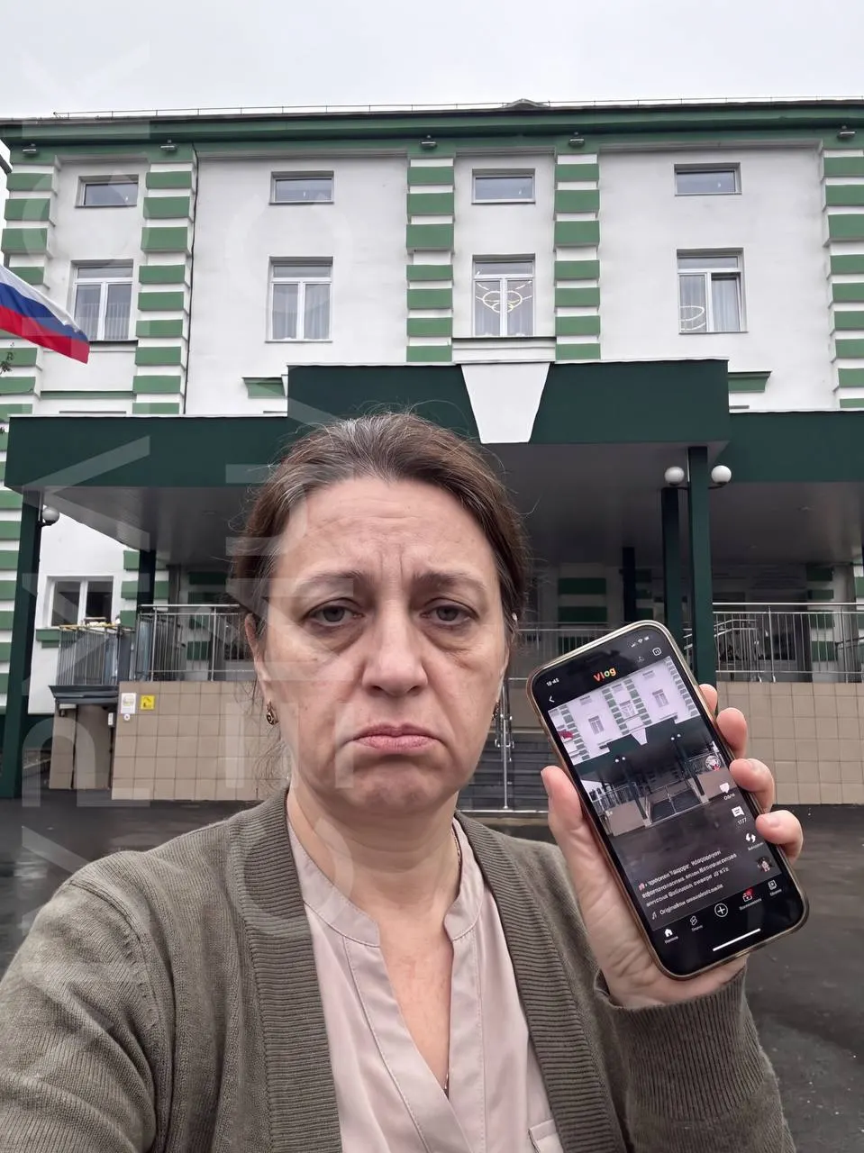 15 педагогов в трёх номинациях получат выплаты размером 5, 10 и 15 тысяч рублей; отбор будет основан на качестве публикаций, активности подписчиков и вкладе в регион.