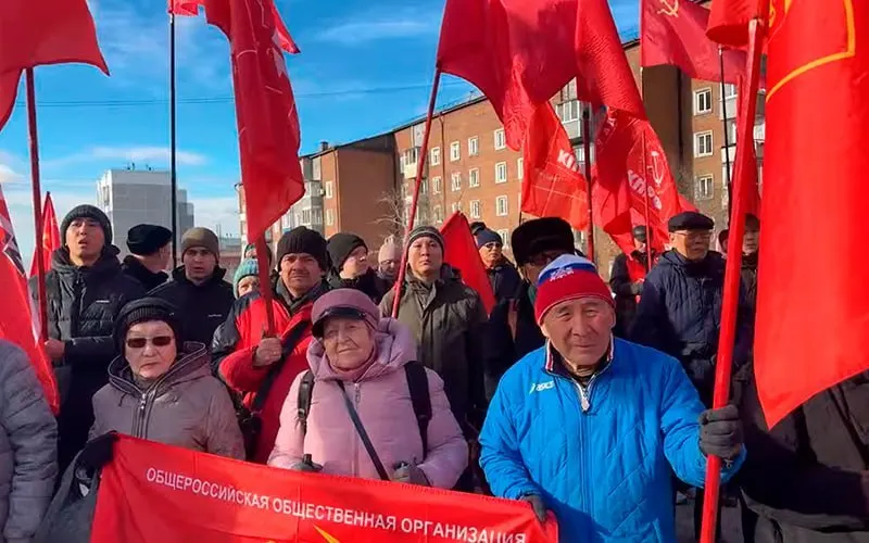 Участники потребовали соблюдения закона и транспарентности выборов, заявив о нарушениях на недавних голосованиях и давлении на наблюдателей.