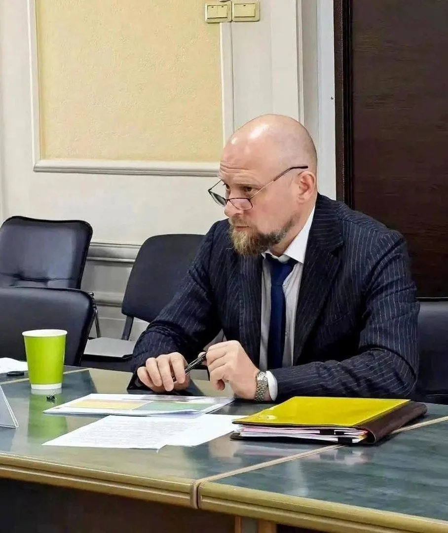 Власти Забайкальского края обсудили планы смены собственников ТГК-14 и меры по стабилизации финансов и поставок тепла в регионе.