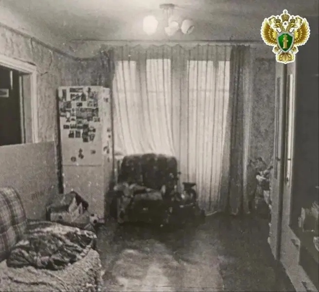20-летний северянин систематически избивал сожительницу и её несовершеннолетнего сына; по делу зафиксировано признание вины, и подан иск на возмещение морального вреда в размере 200 тысяч рублей.