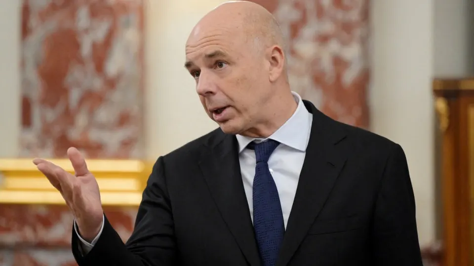 Меры направлены на справедливость и снижение серого сектора: налог на сверхдоходы, рост НДФЛ, НДС на зарубежные онлайн‑магазины и новые сборы на технику и авиабилеты.