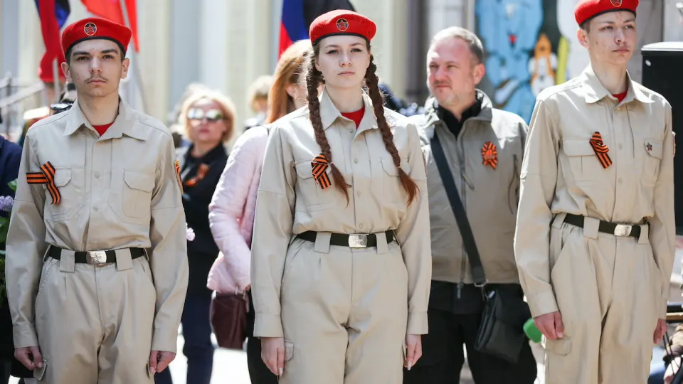 Размышления о расходах на патриотическое воспитание молодежи и сомнения в его реальности и пользе.